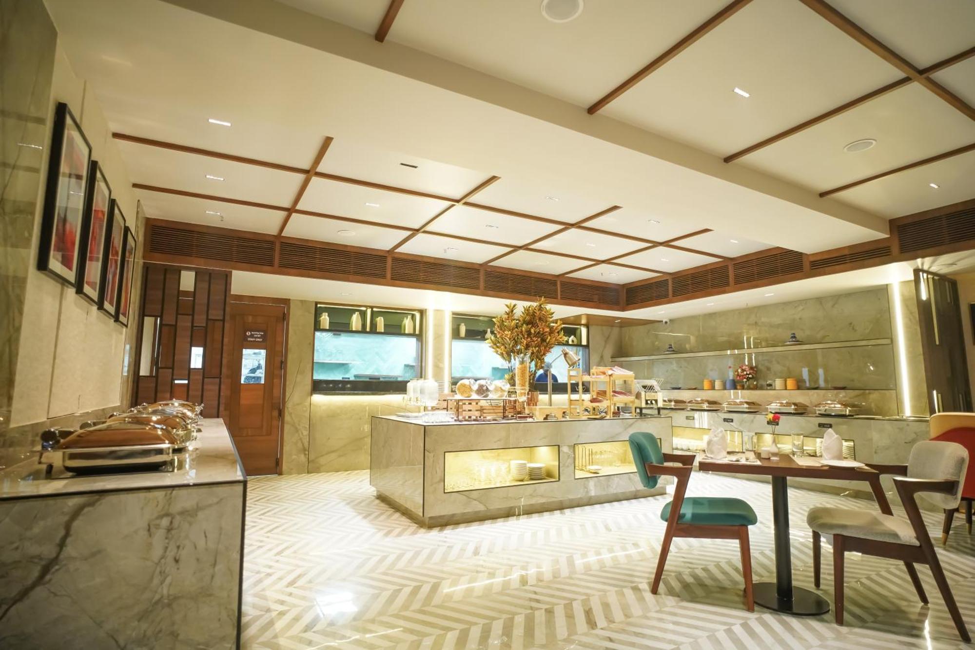 Ishaan Sarovar Portico Deoghar Kültér fotó