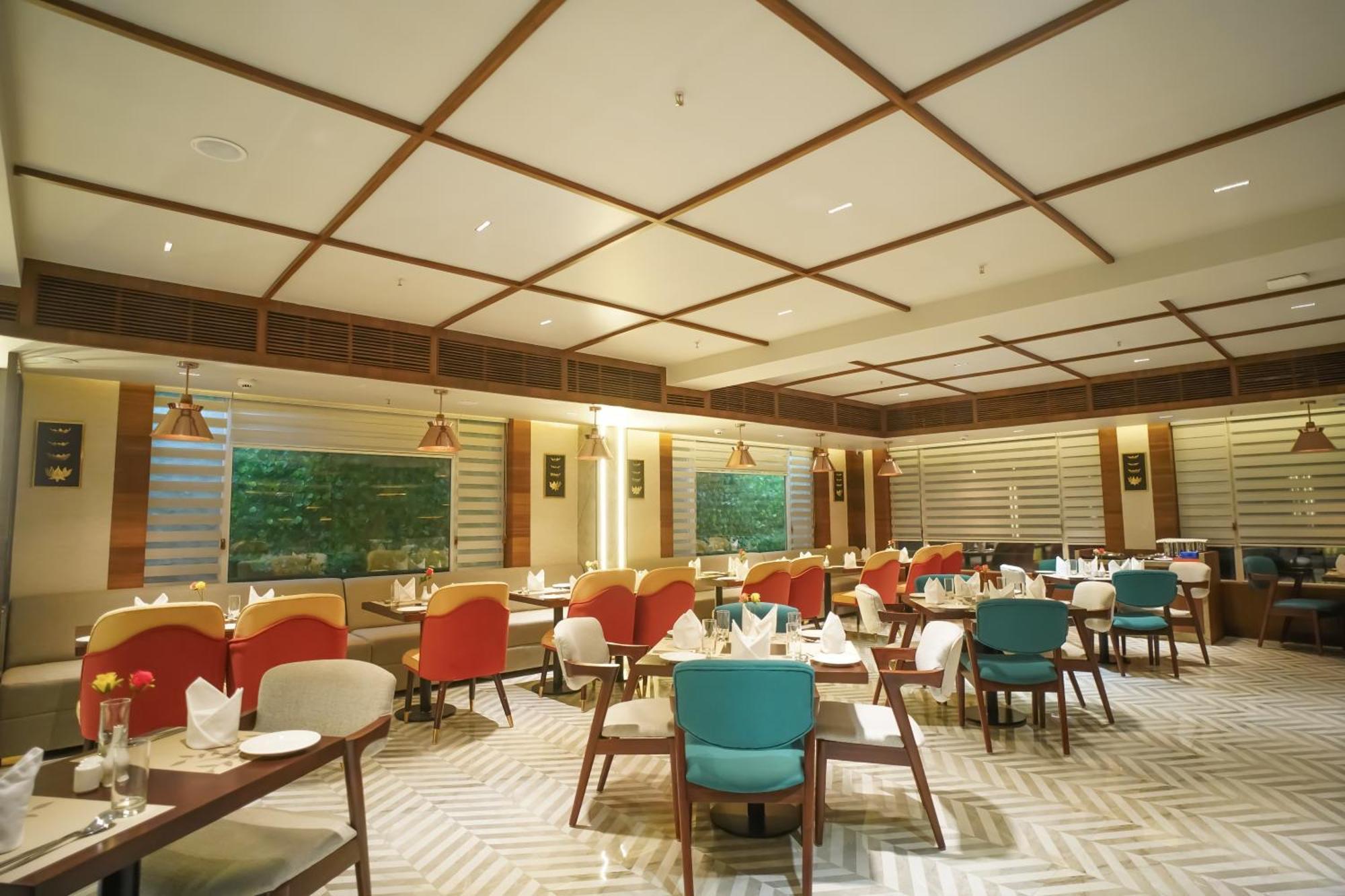 Ishaan Sarovar Portico Deoghar Kültér fotó